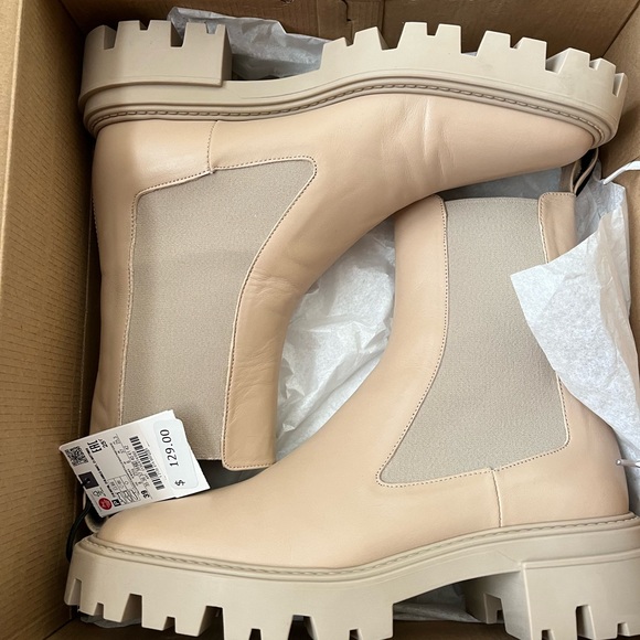 COPY - Zara leather Chelsea boots ..brand new - Picture 4 of 7